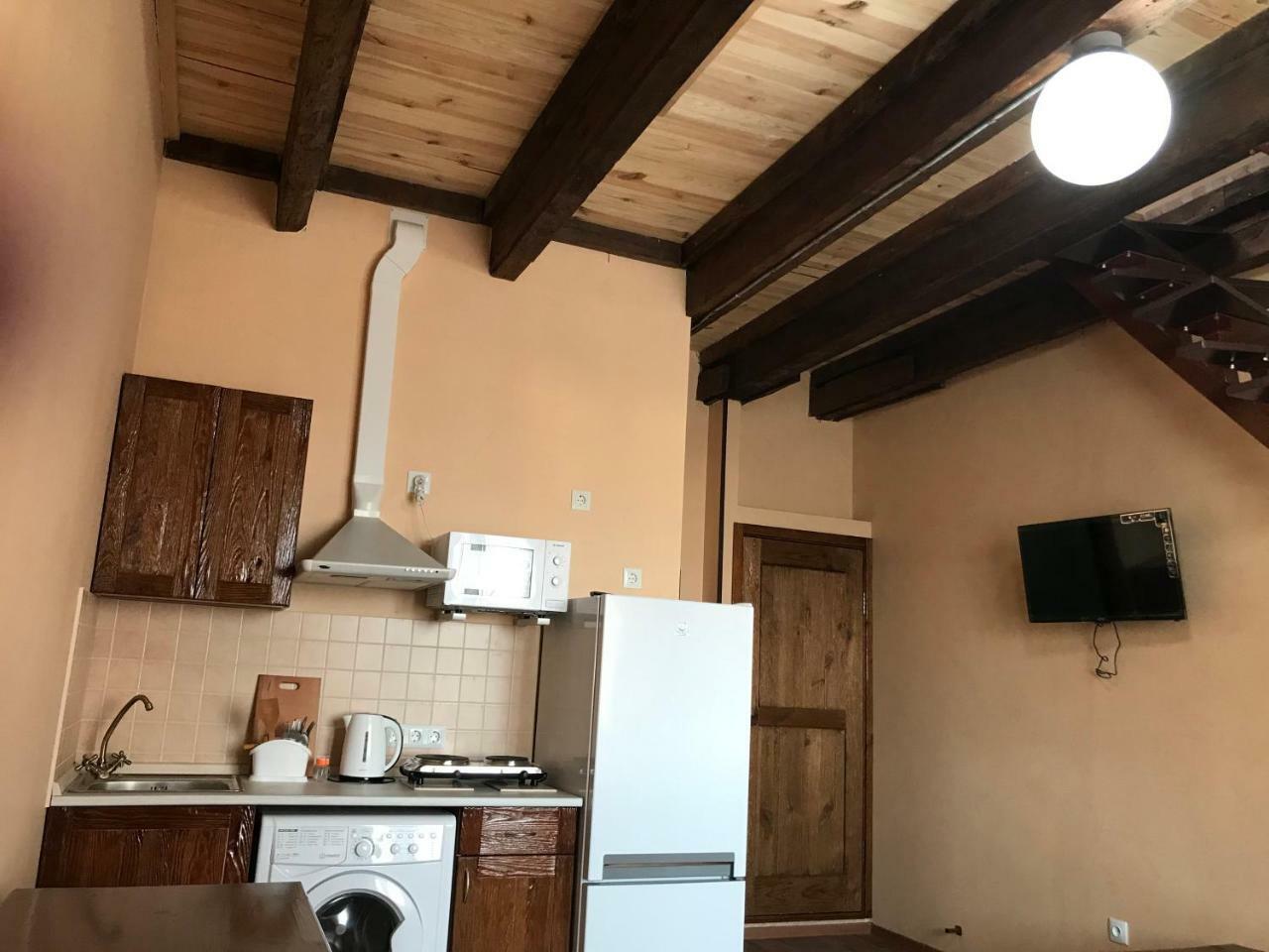 Two-Floor Apartments And Studio 2-Х Этажные Апартаменты И Студия В Самом Центре Harkiv Dış mekan fotoğraf